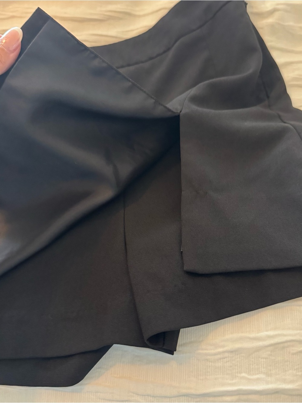 Lulus black slit  skirt sz Small - Picture 3 of 5